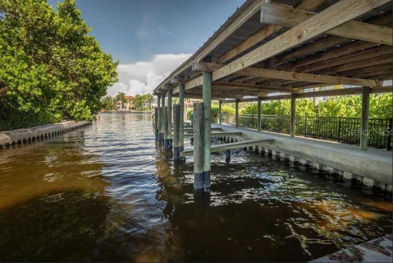 GULFSIDE BEACH CLUB - Residential
