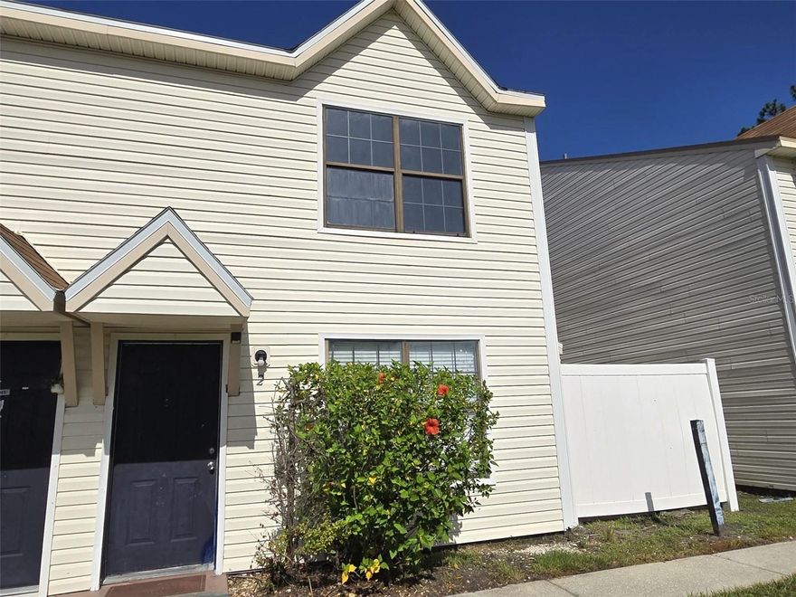 PRICE REDUCTION>>>
Great opportunity to grab a comfortable place to live with a low monthly cost.
This Townhome has new flooring, updated kitchen and has a awesome location in Plant City just a few minutes to anything you need.  Priced to sell and move in ready!