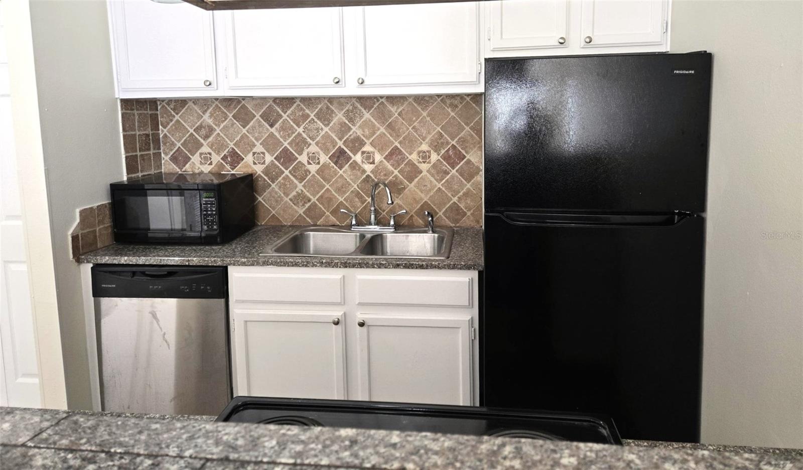 KENTWOOD PARK - Residential