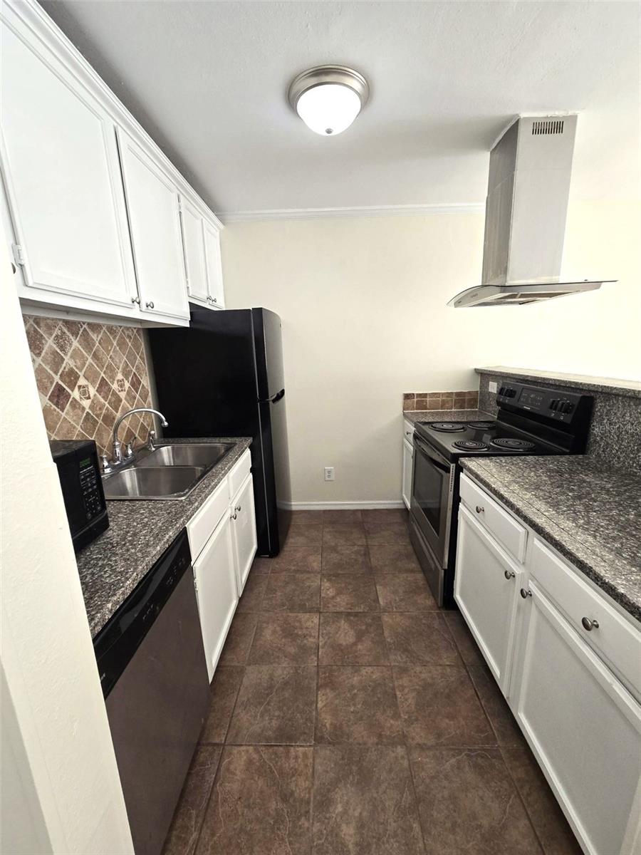 KENTWOOD PARK - Residential