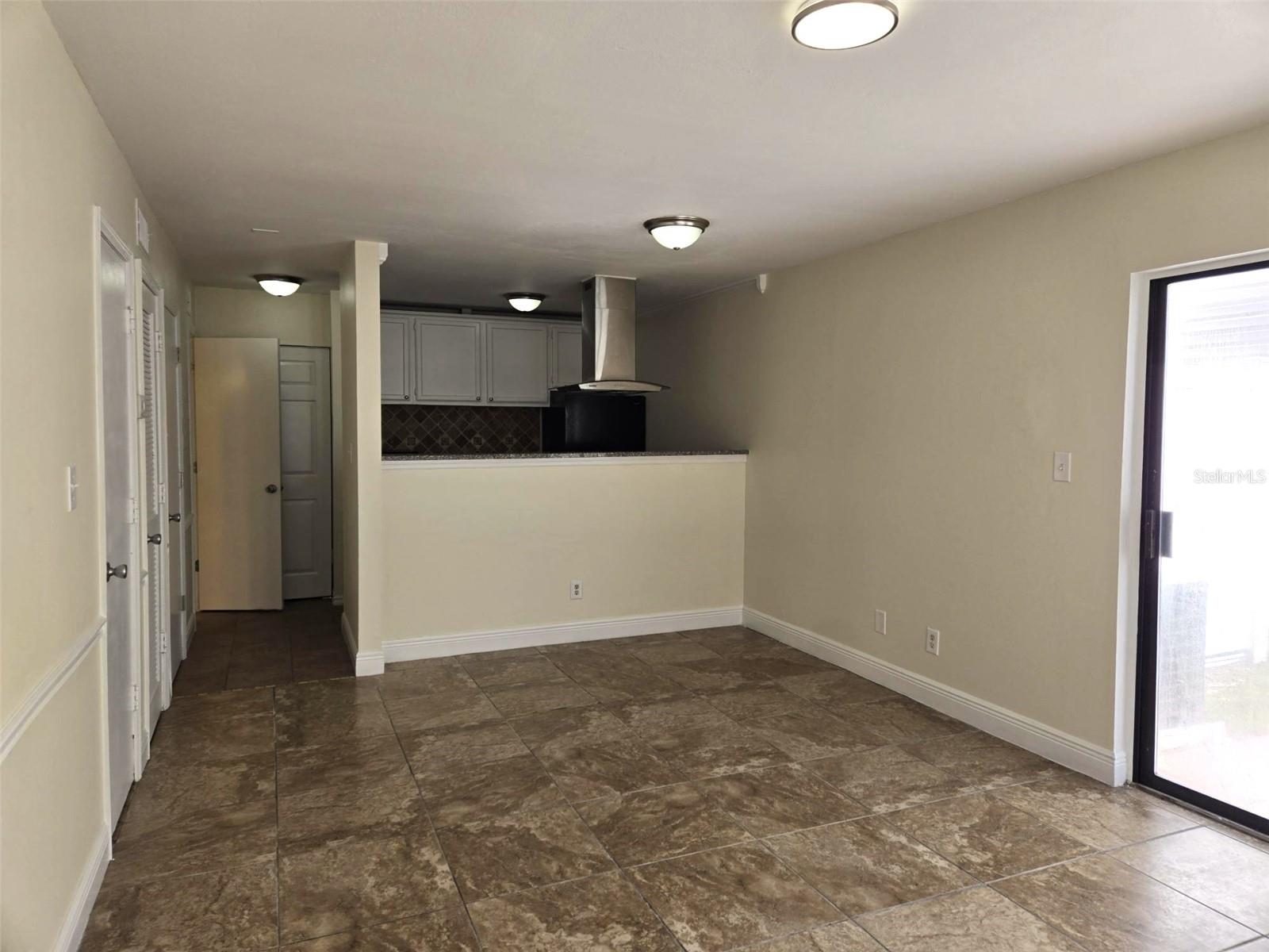 KENTWOOD PARK - Residential