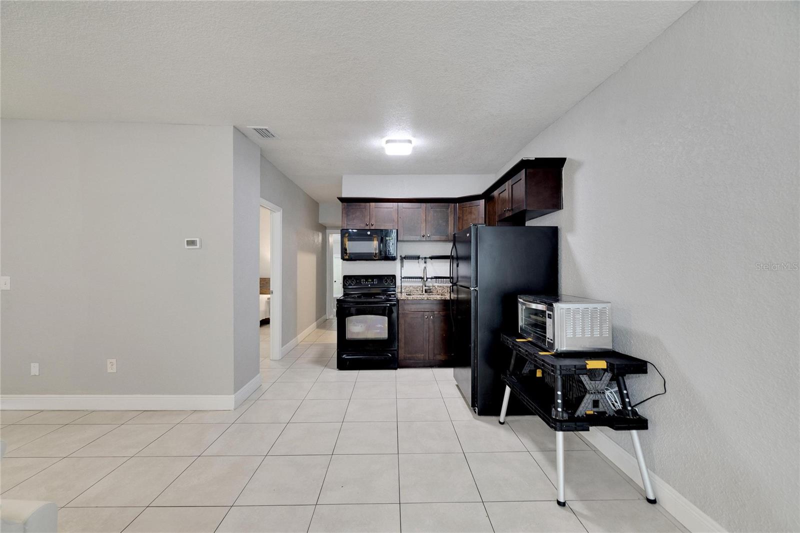 ALLENDALE TERRACE BLKS A-B-1-2-3-4-5-6 - Residential