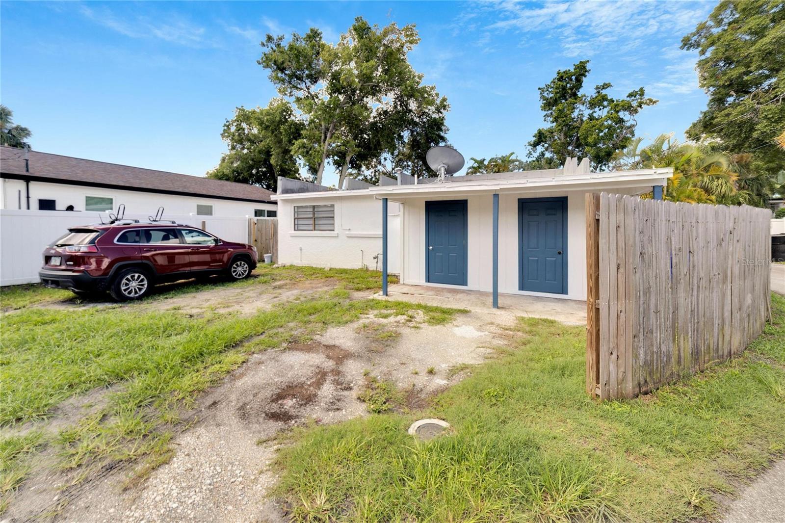 ALLENDALE TERRACE BLKS A-B-1-2-3-4-5-6 - Residential