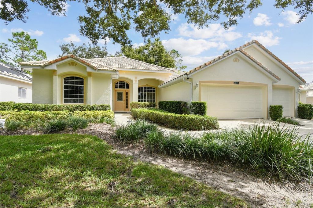 Photo of 3805 Scarborough Court, Clermont, FL 34711 (MLS # TB8438091)