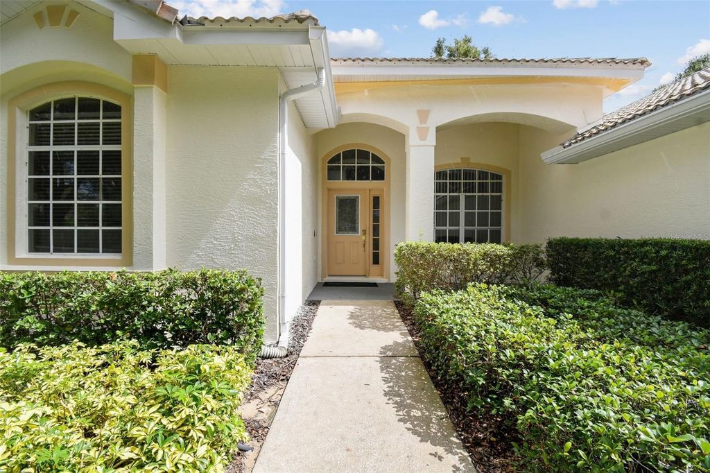 Photo of 3805 Scarborough Court, Clermont, FL 34711 (MLS # TB8438091)