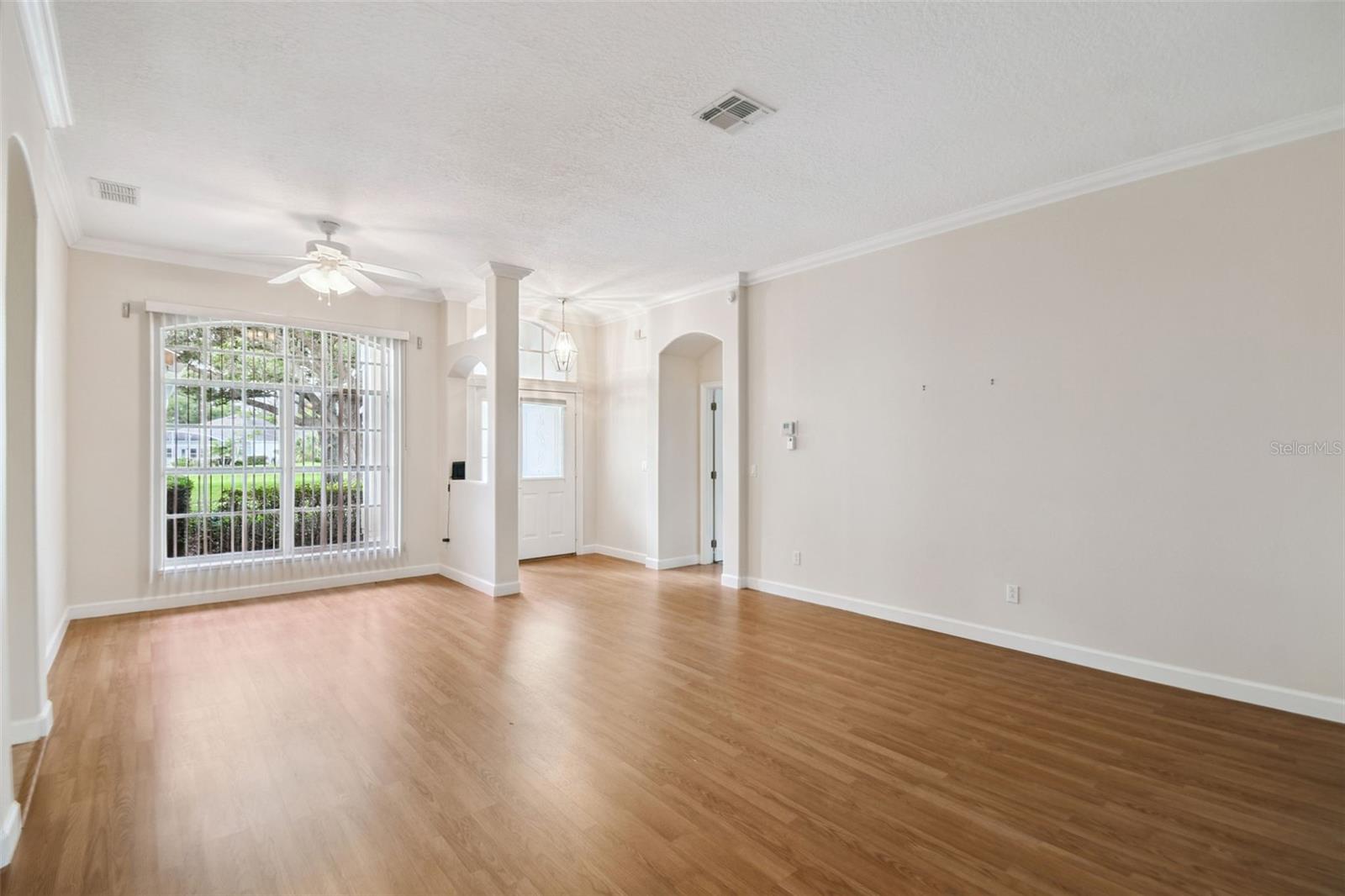 3805 SCARBOROUGH COURT