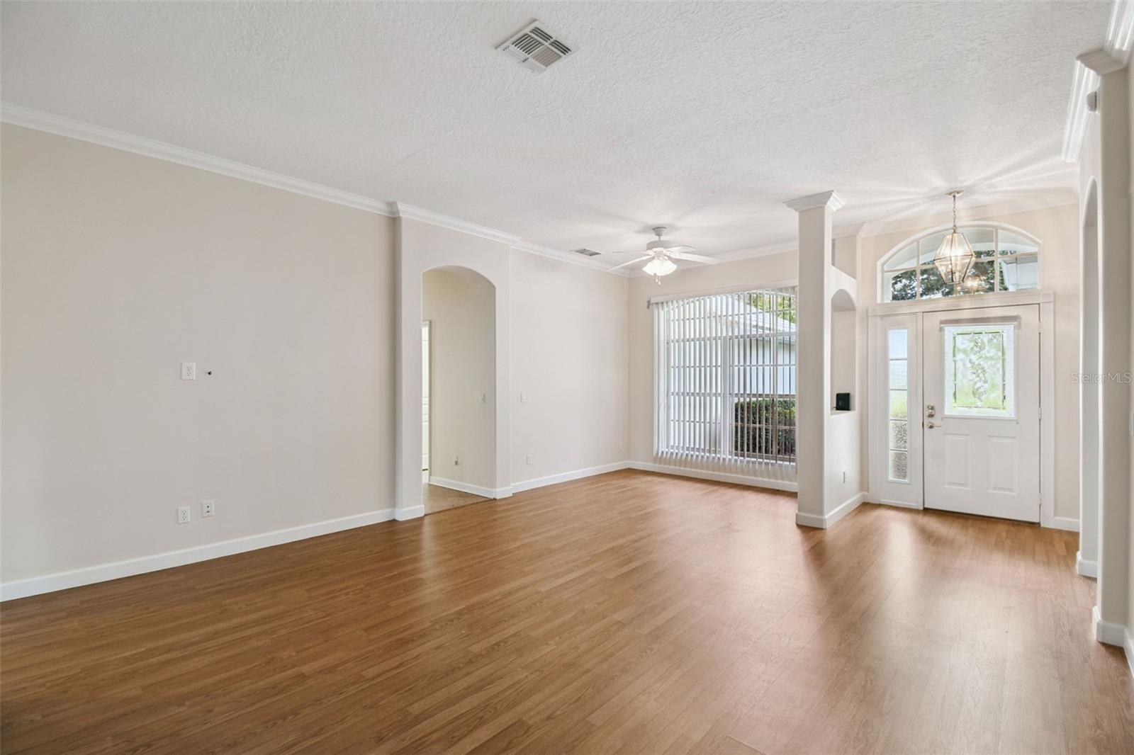 3805 SCARBOROUGH COURT