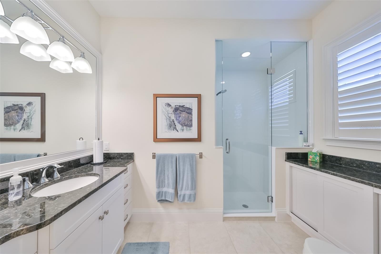 MIRABAY PH 2A-4 - Residential