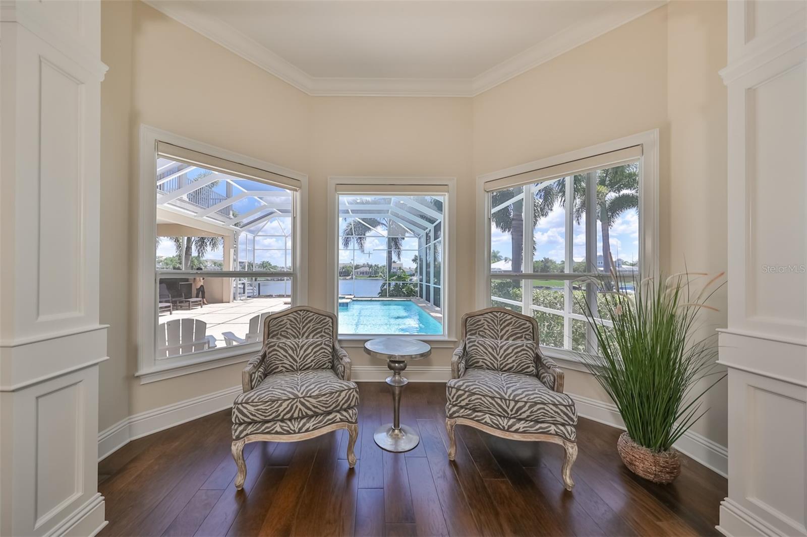 MIRABAY PH 2A-4 - Residential