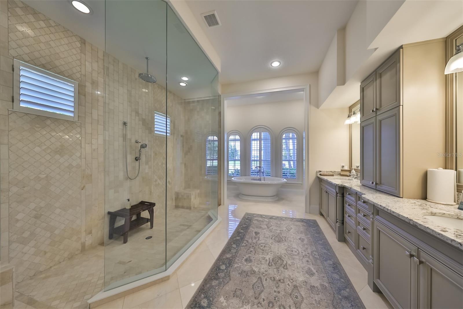 MIRABAY PH 2A-4 - Residential