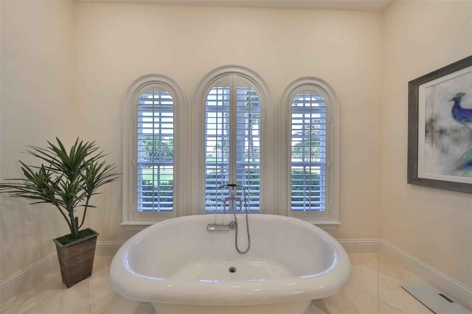 MIRABAY PH 2A-4 - Residential