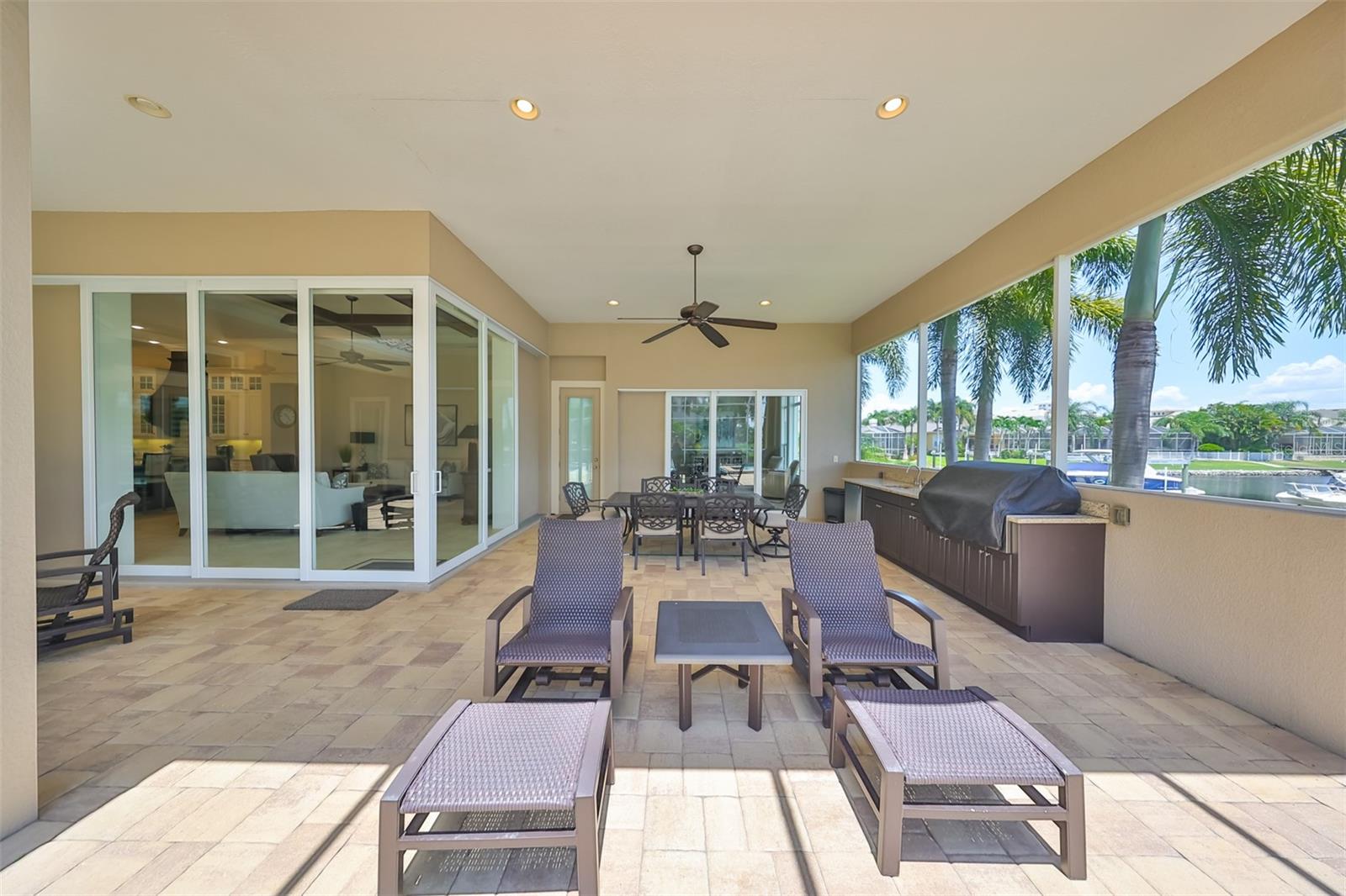 MIRABAY PH 2A-4 - Residential