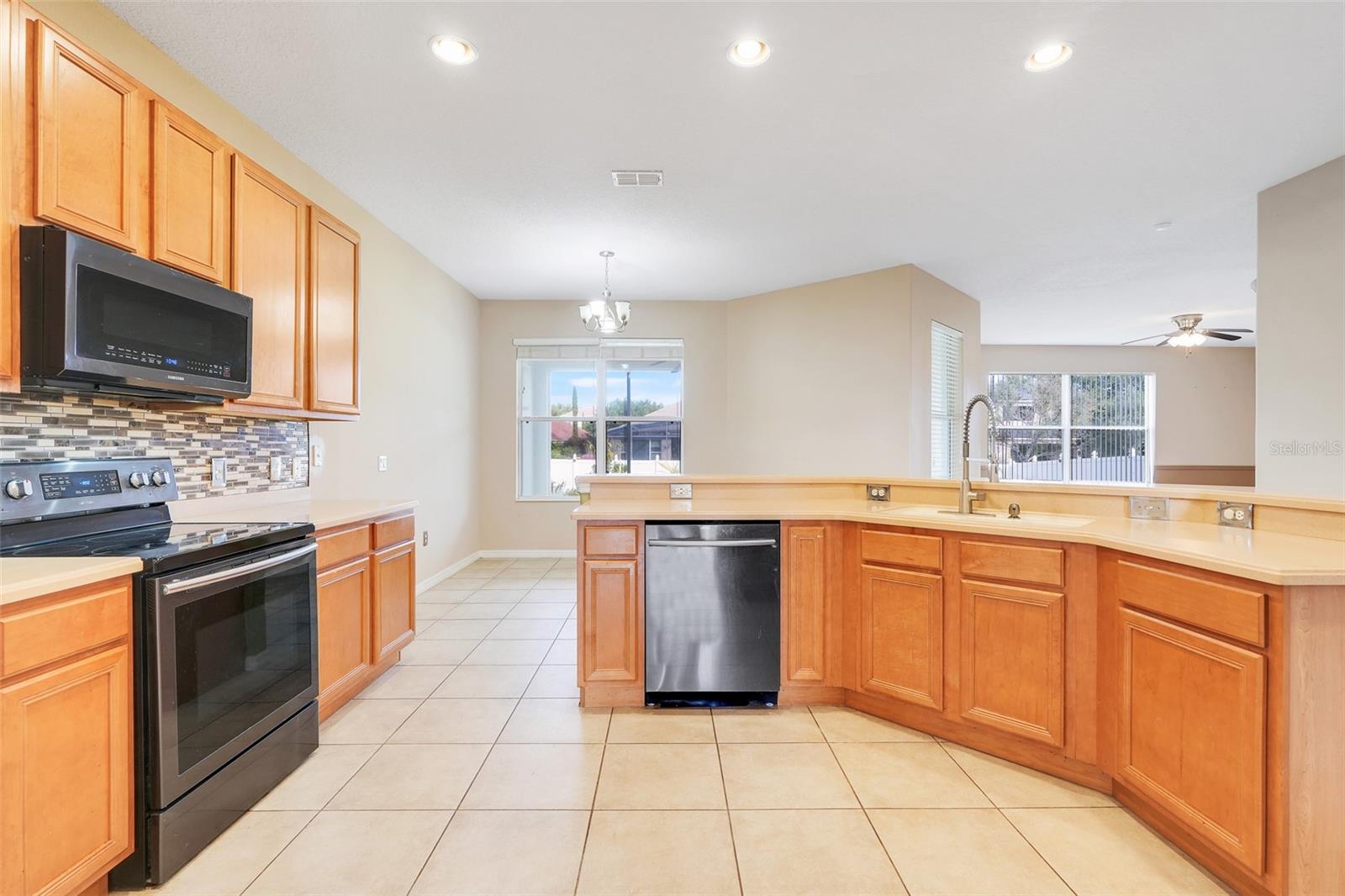 SOUTHERN FIELDS PH 02 - Residential Lease