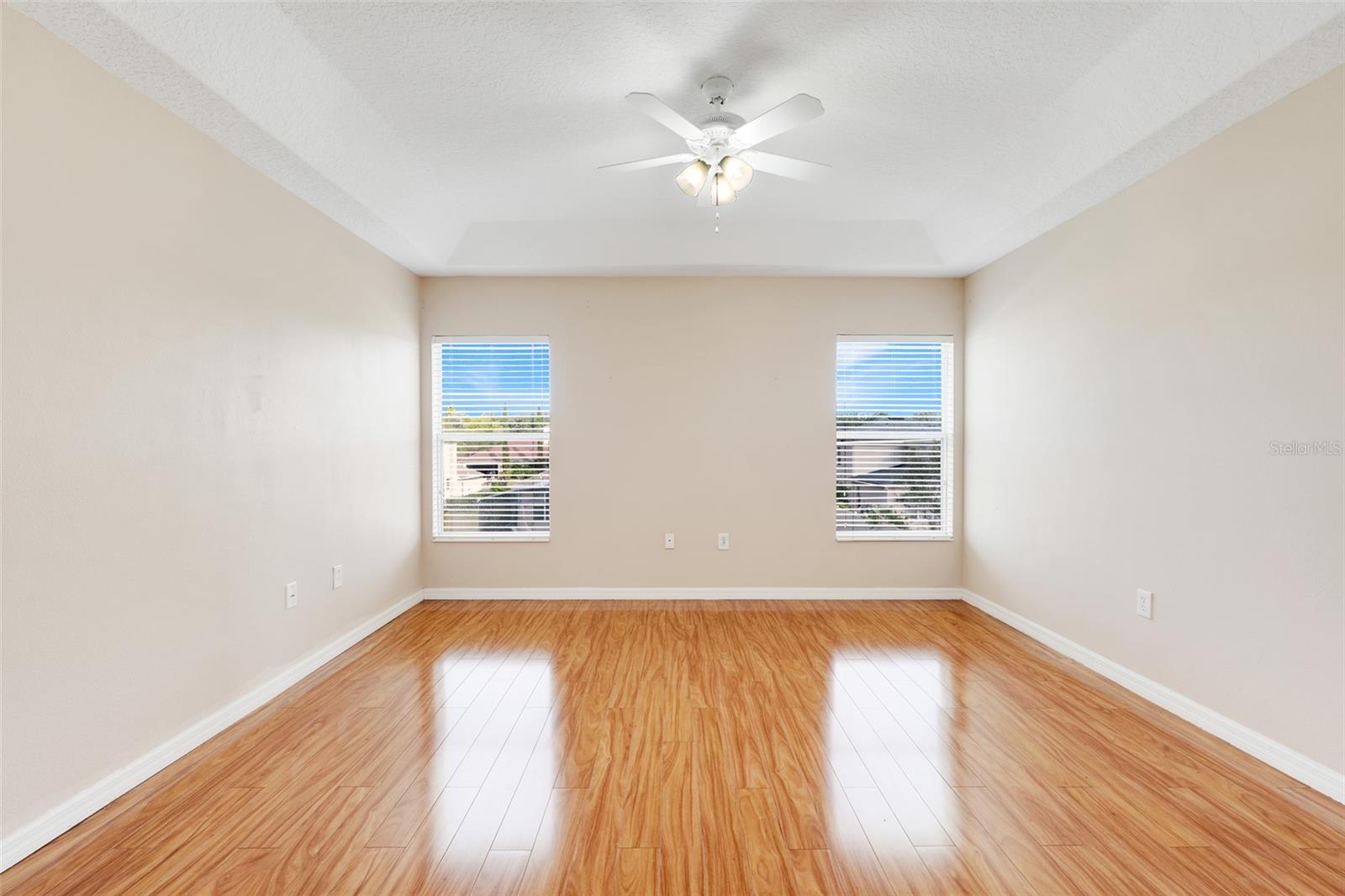 SOUTHERN FIELDS PH 02 - Residential Lease