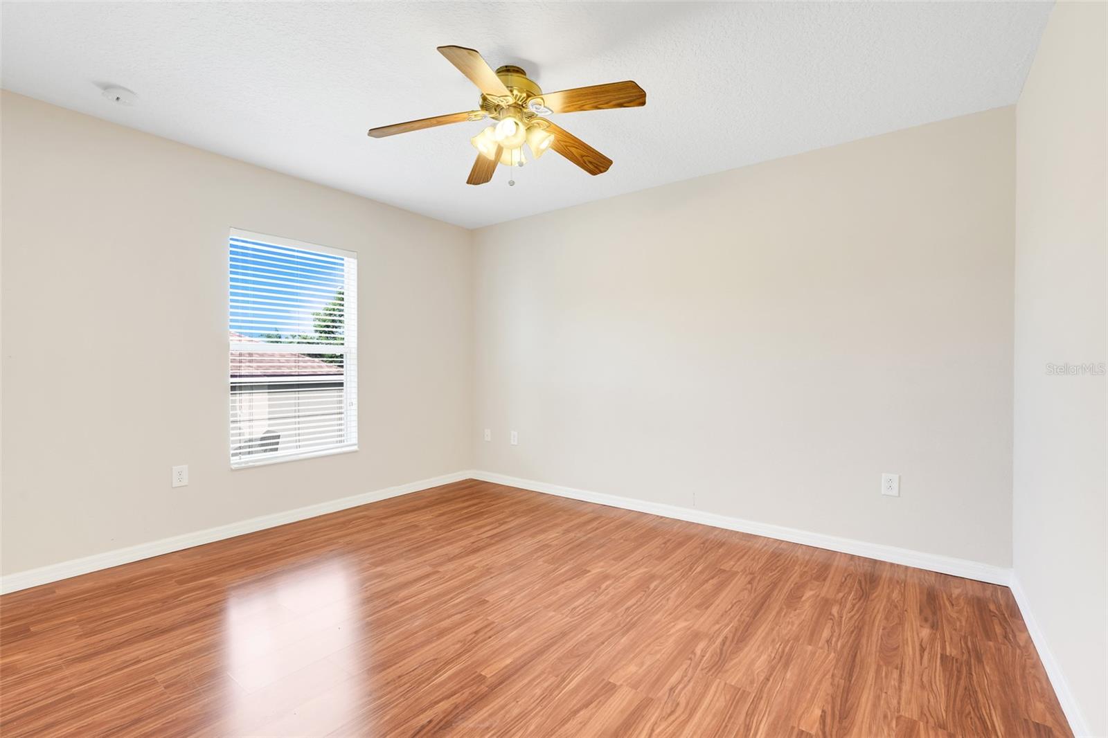 SOUTHERN FIELDS PH 02 - Residential Lease