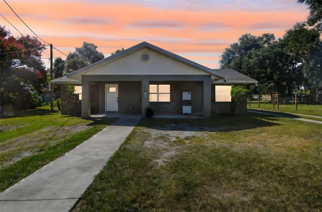 Photo of 5739 Old Highway 37, Lakeland, FL 33811 (MLS # L4956590)
