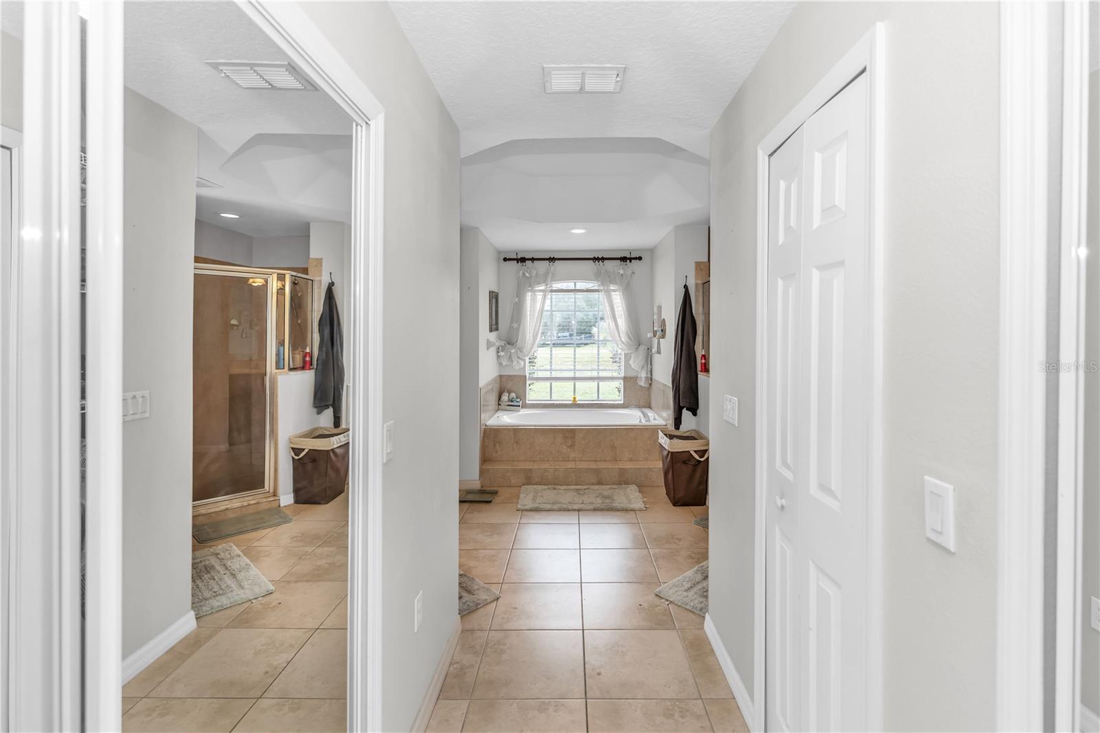 LAKE BUTLER SHORES - Residential