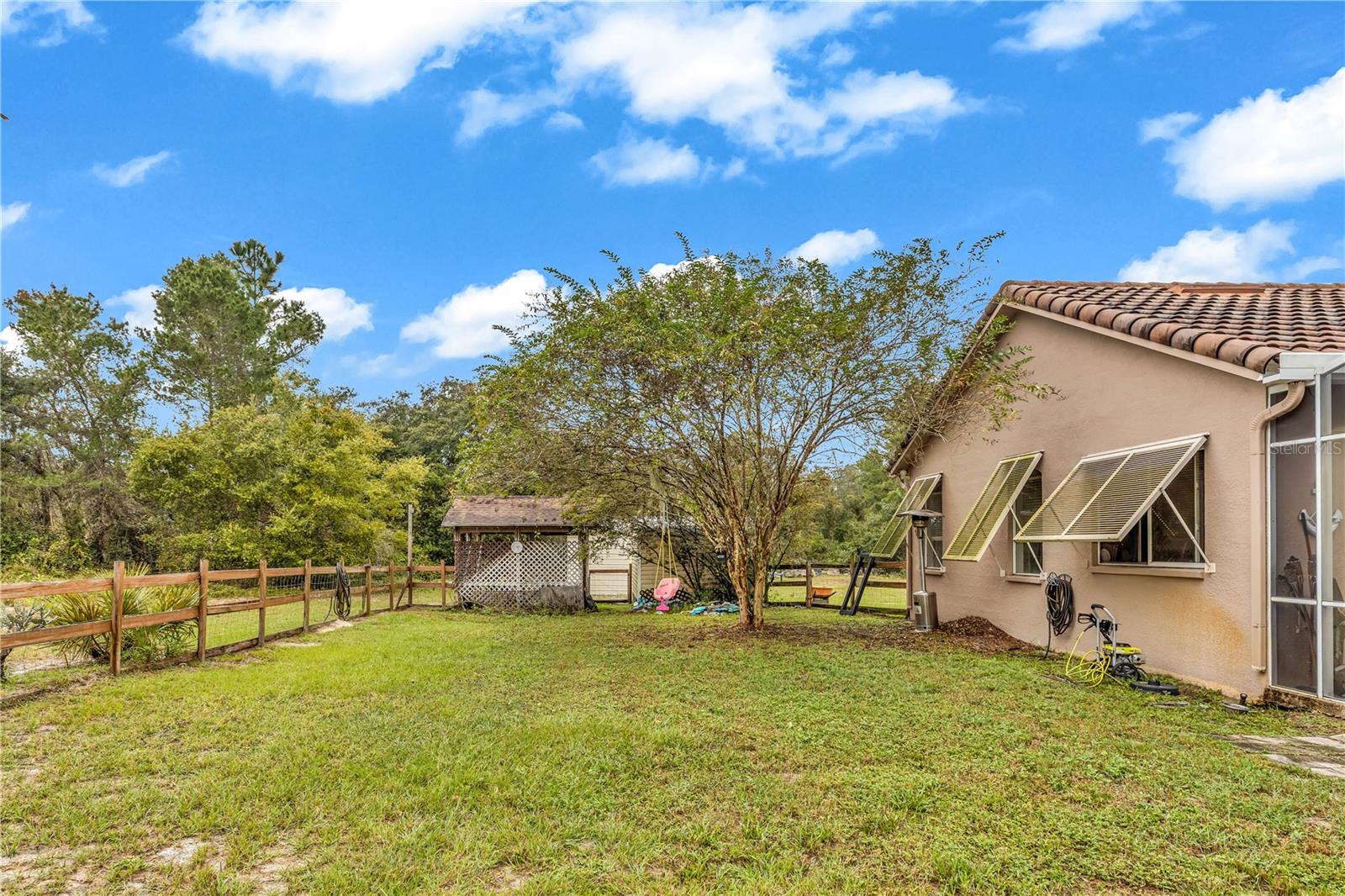 LAKE BUTLER SHORES - Residential