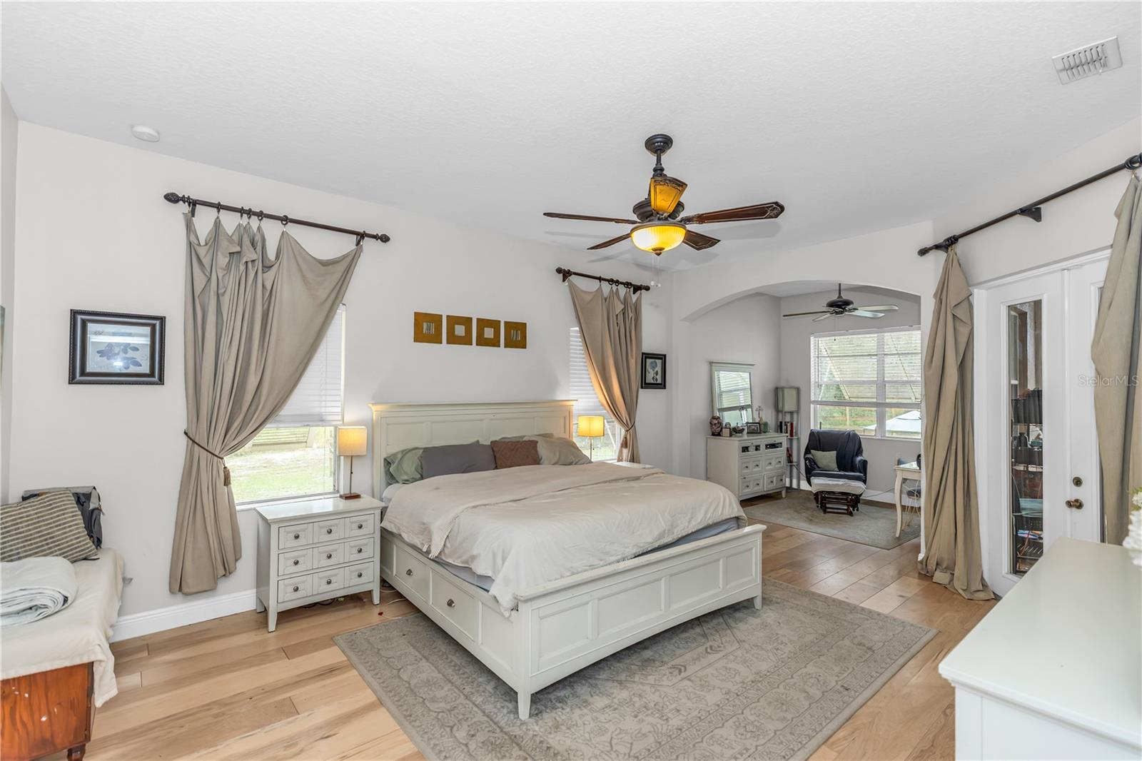 LAKE BUTLER SHORES - Residential