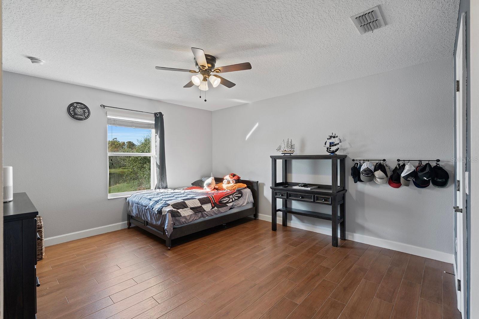 LAKE POINTE - Residential