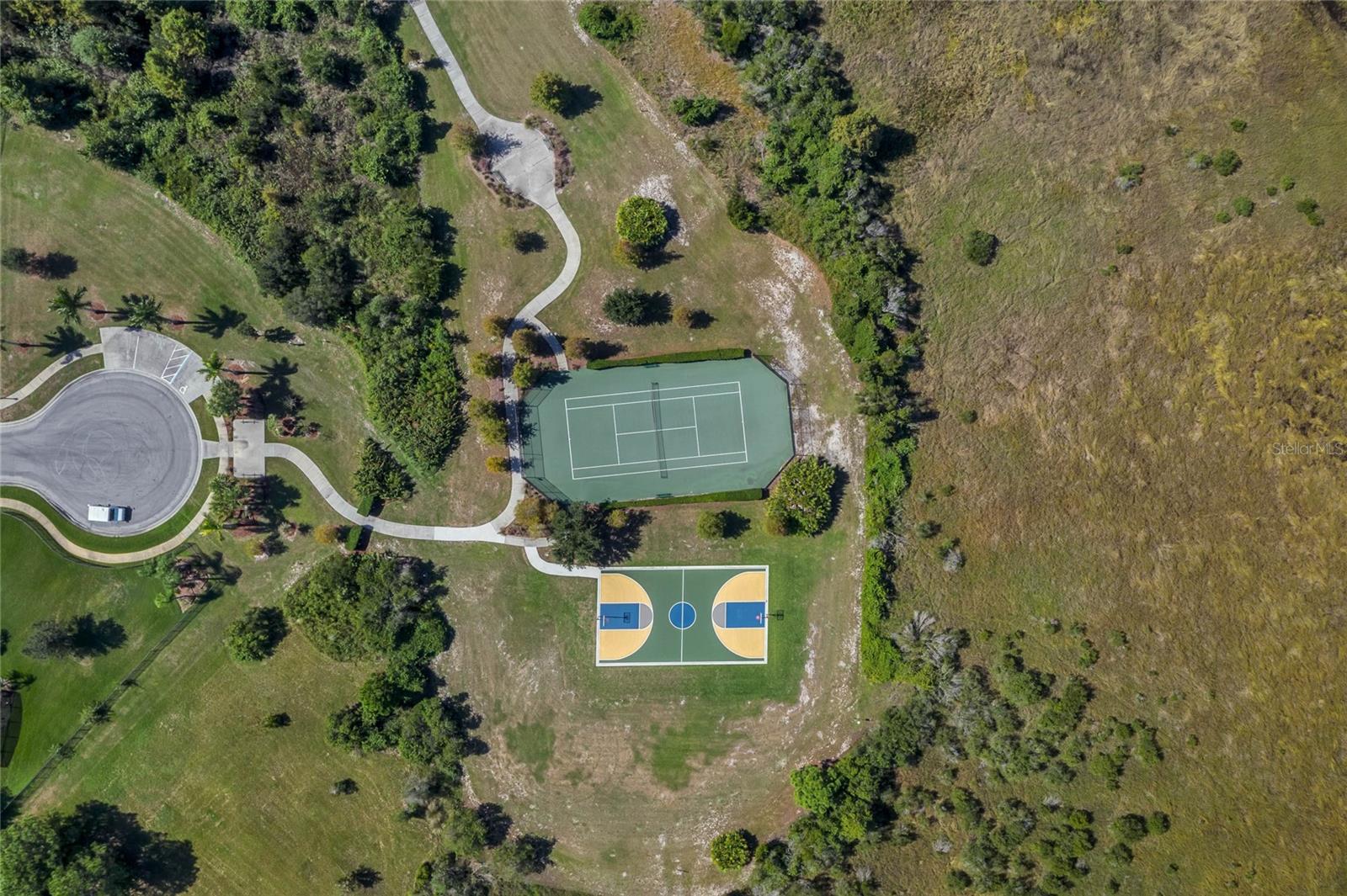 LAKE POINTE - Residential