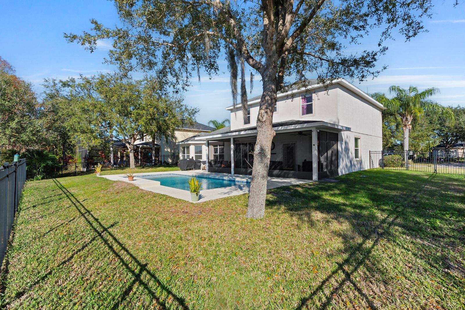 LAKE POINTE - Residential