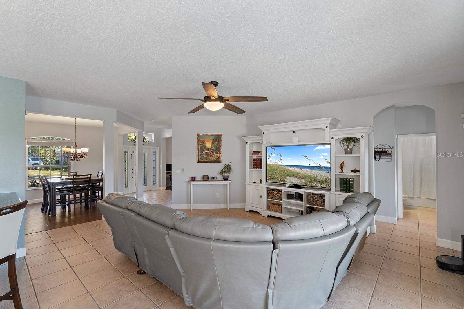 LAKE POINTE - Residential