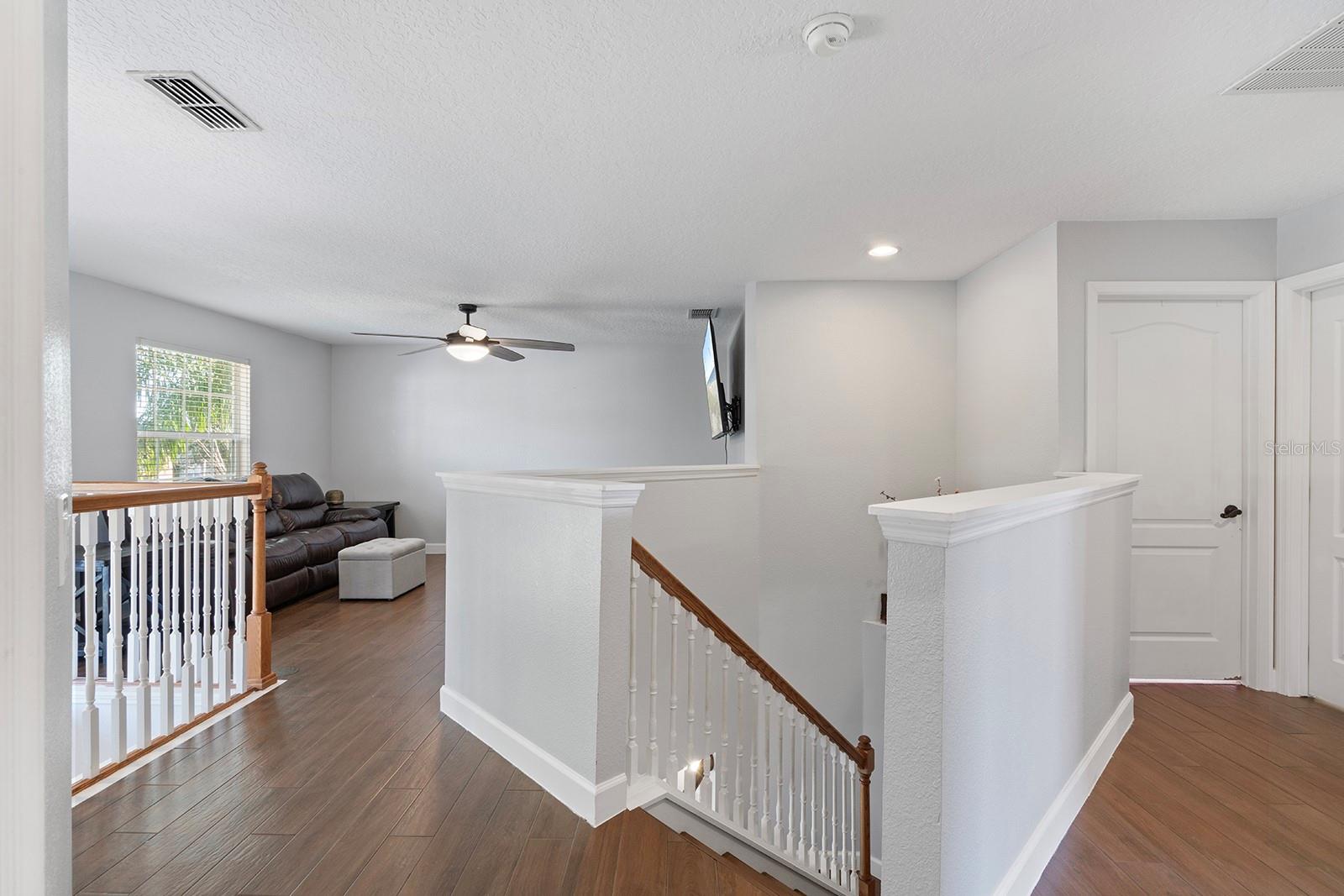 LAKE POINTE - Residential