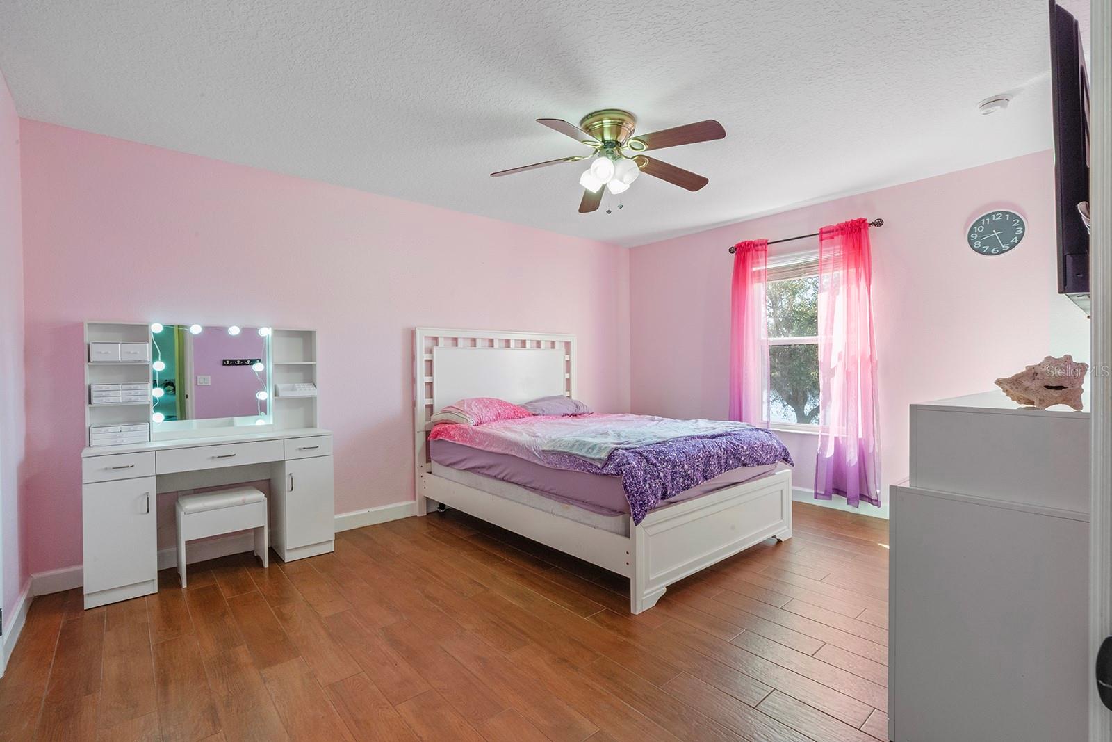 LAKE POINTE - Residential