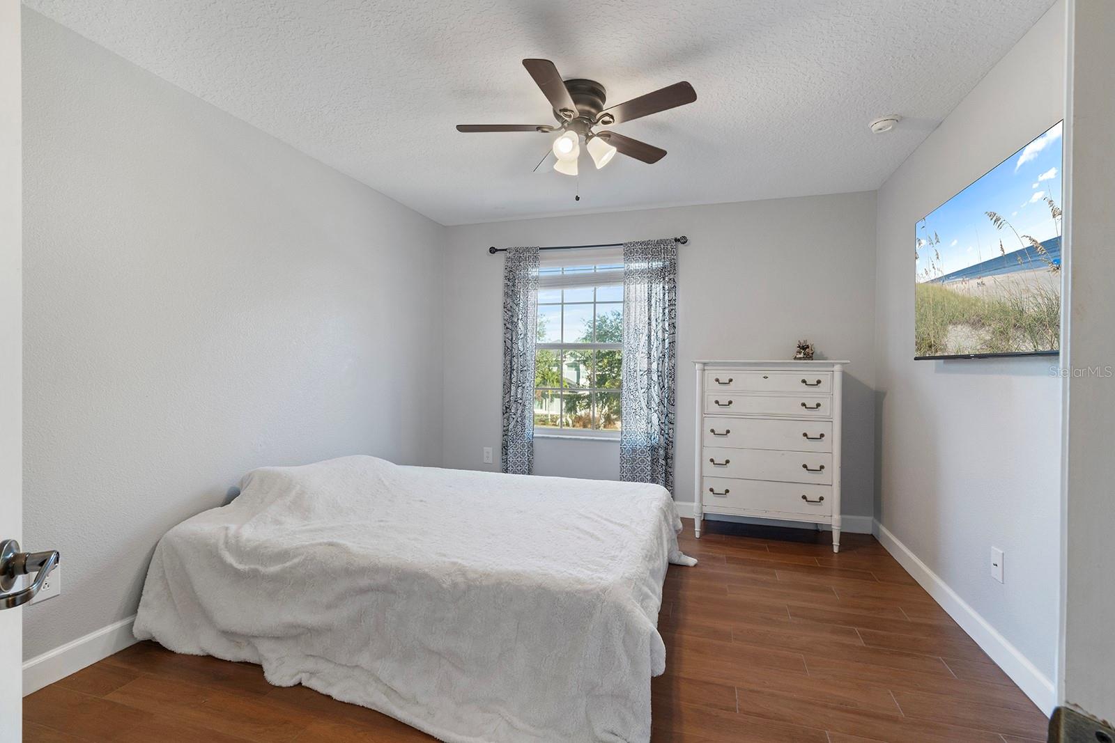 LAKE POINTE - Residential