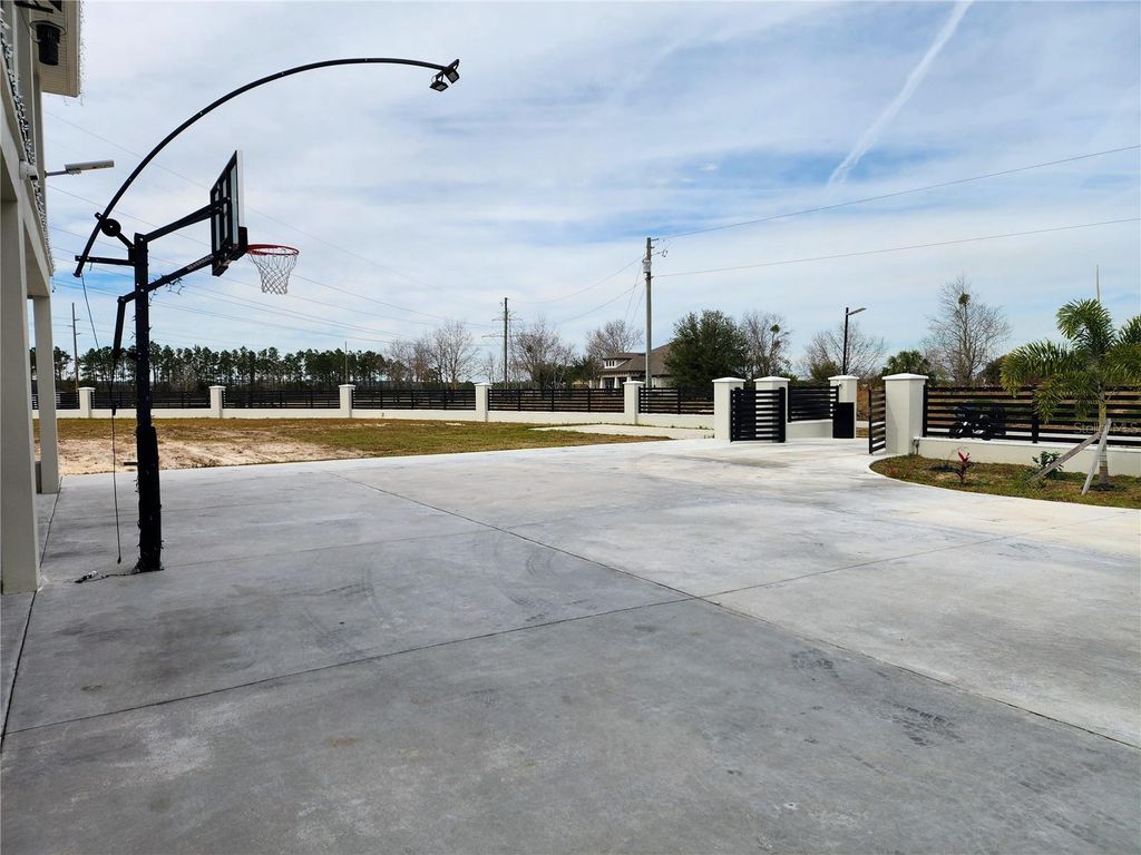 Photo of 17102 Heartwood Loop, Winter Garden, FL 34787 (MLS # O6353194)