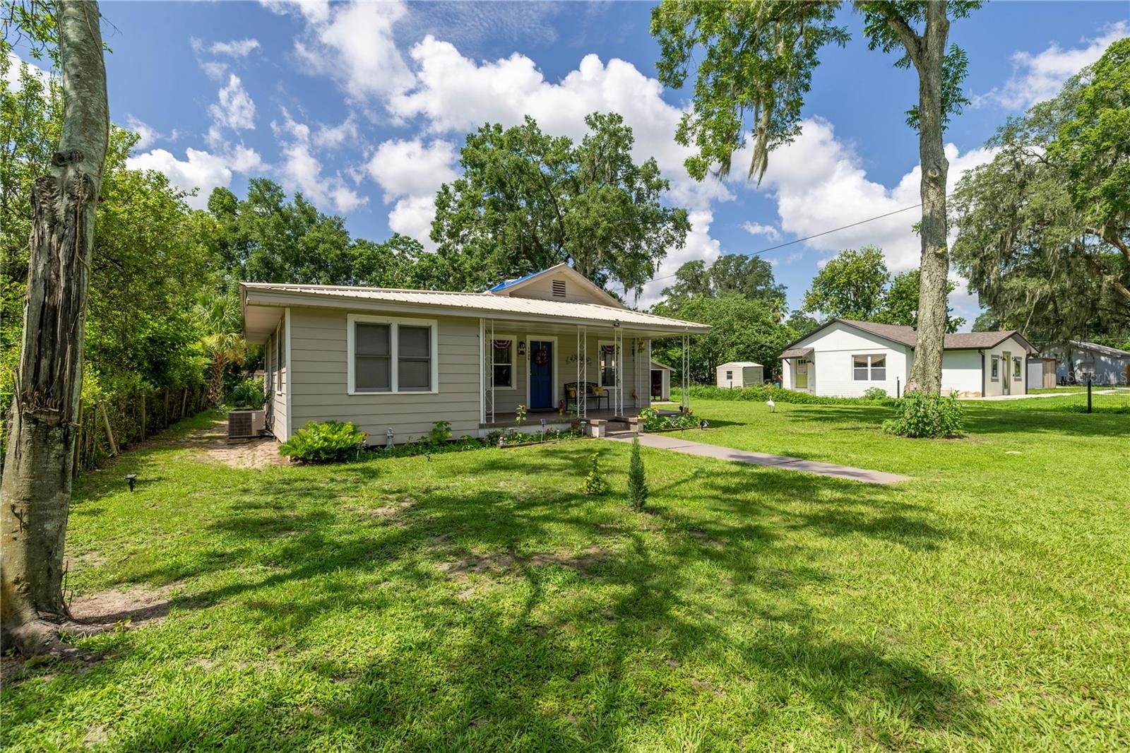 1330 NE 55TH STREET