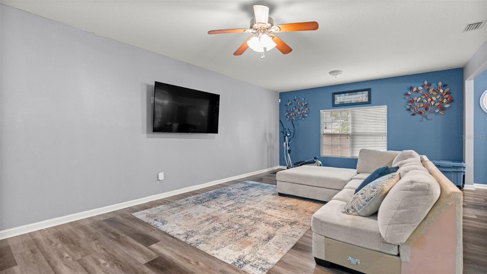 BUCK BAY REP - Residential