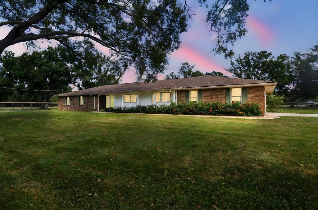 Photo of 10725 Dixon Drive, Riverview, FL 33579 (MLS # TB8434601)