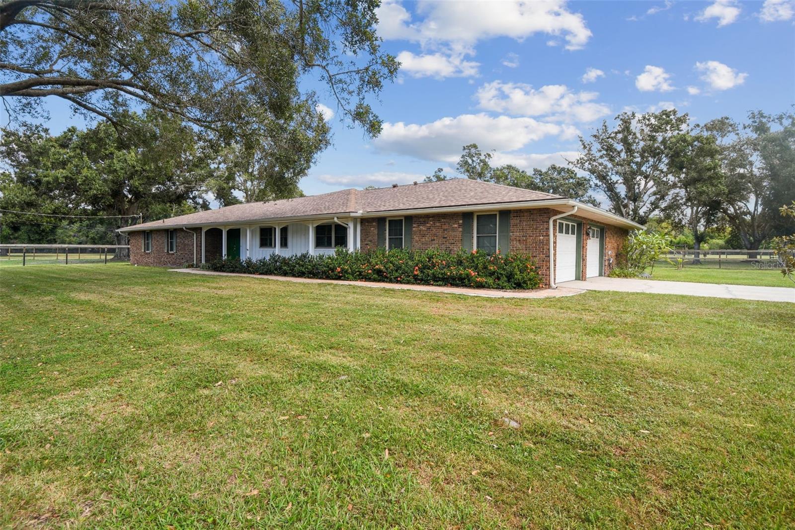 10725 DIXON DRIVE