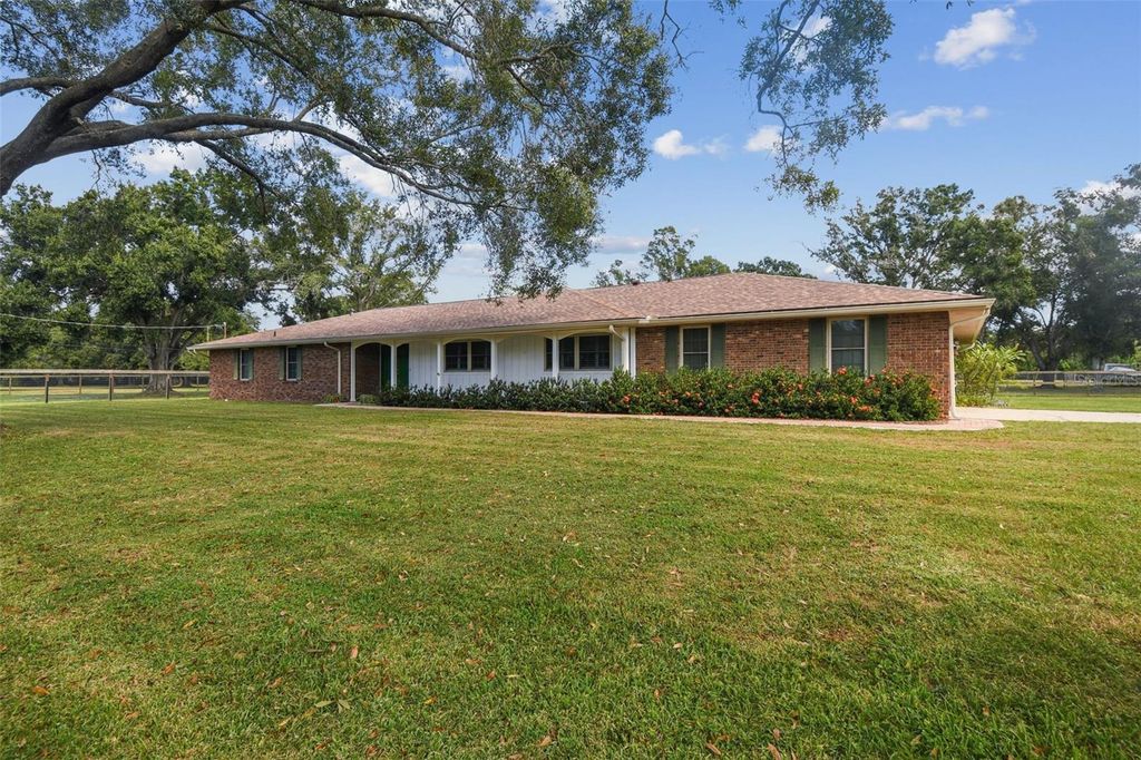 Photo of 10725 Dixon Drive, Riverview, FL 33579 (MLS # TB8434601)