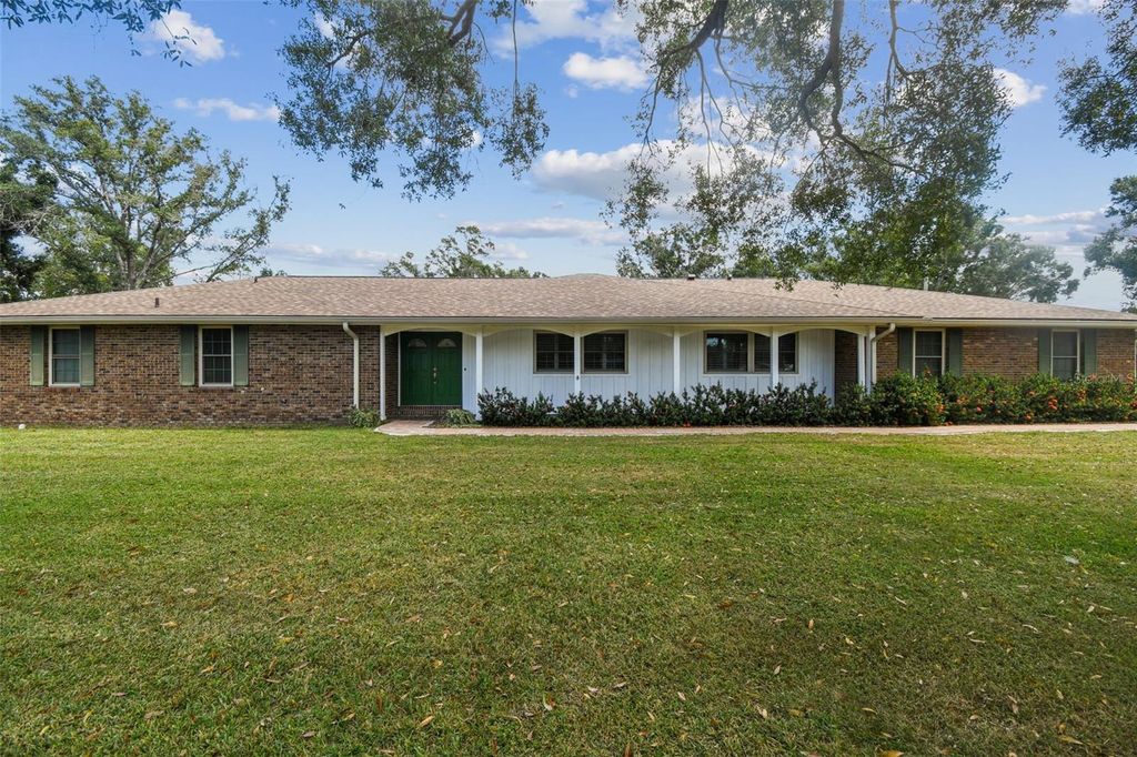 Photo of 10725 Dixon Drive, Riverview, FL 33579 (MLS # TB8434601)
