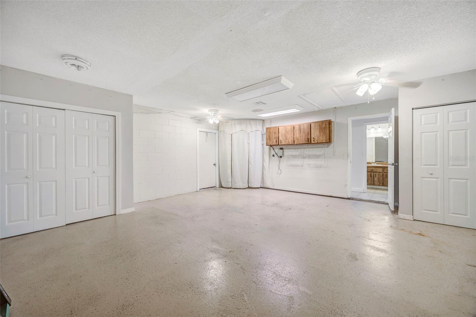 COUNTRY PLACE WEST UNIT II - Residential