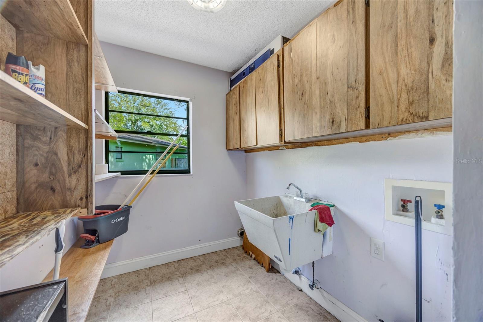COUNTRY PLACE WEST UNIT II - Residential
