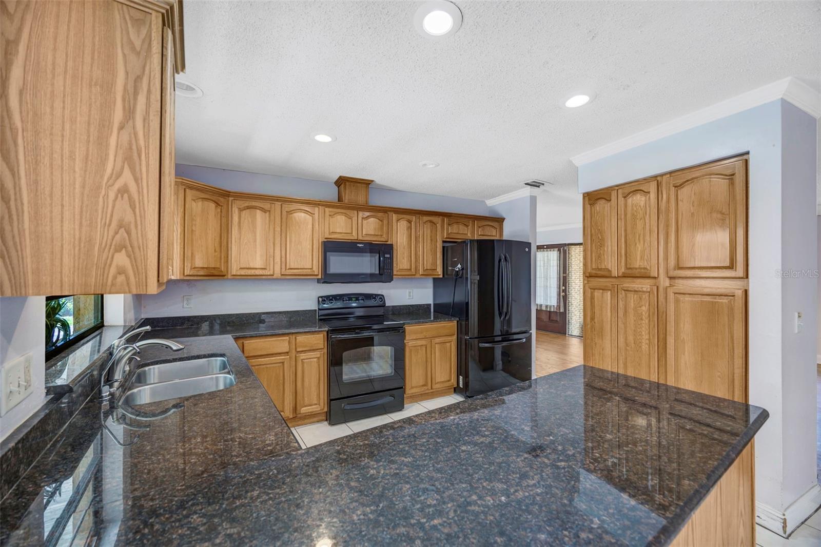 COUNTRY PLACE WEST UNIT II - Residential