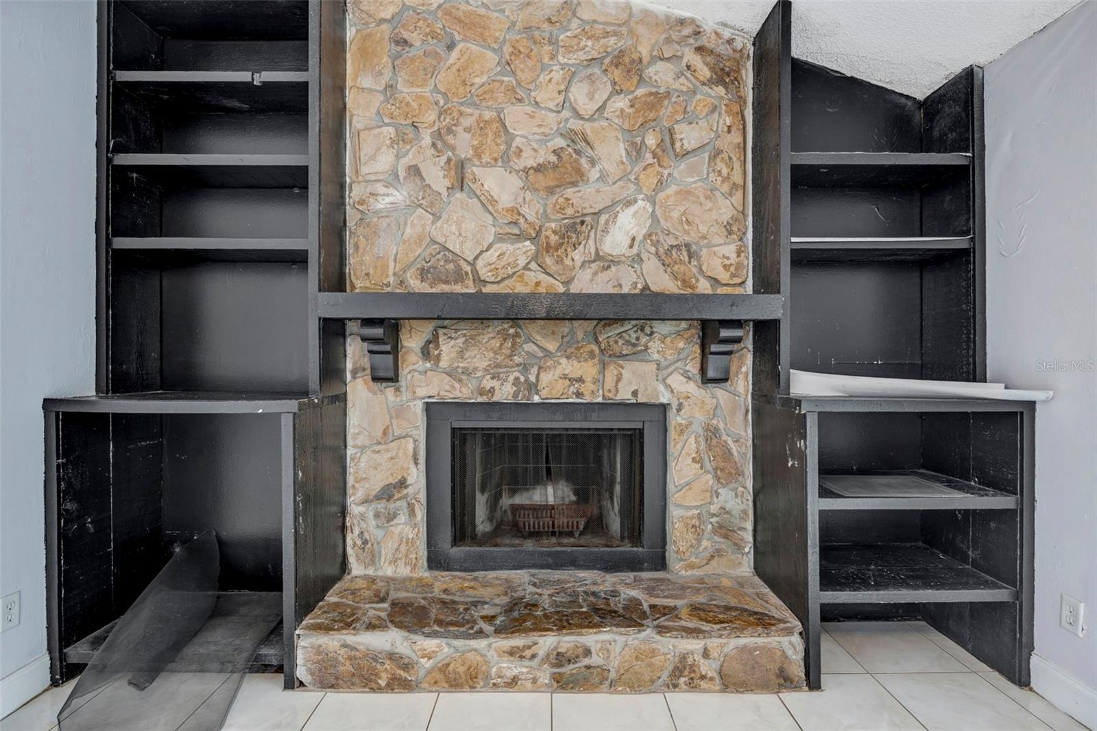 COUNTRY PLACE WEST UNIT II - Residential
