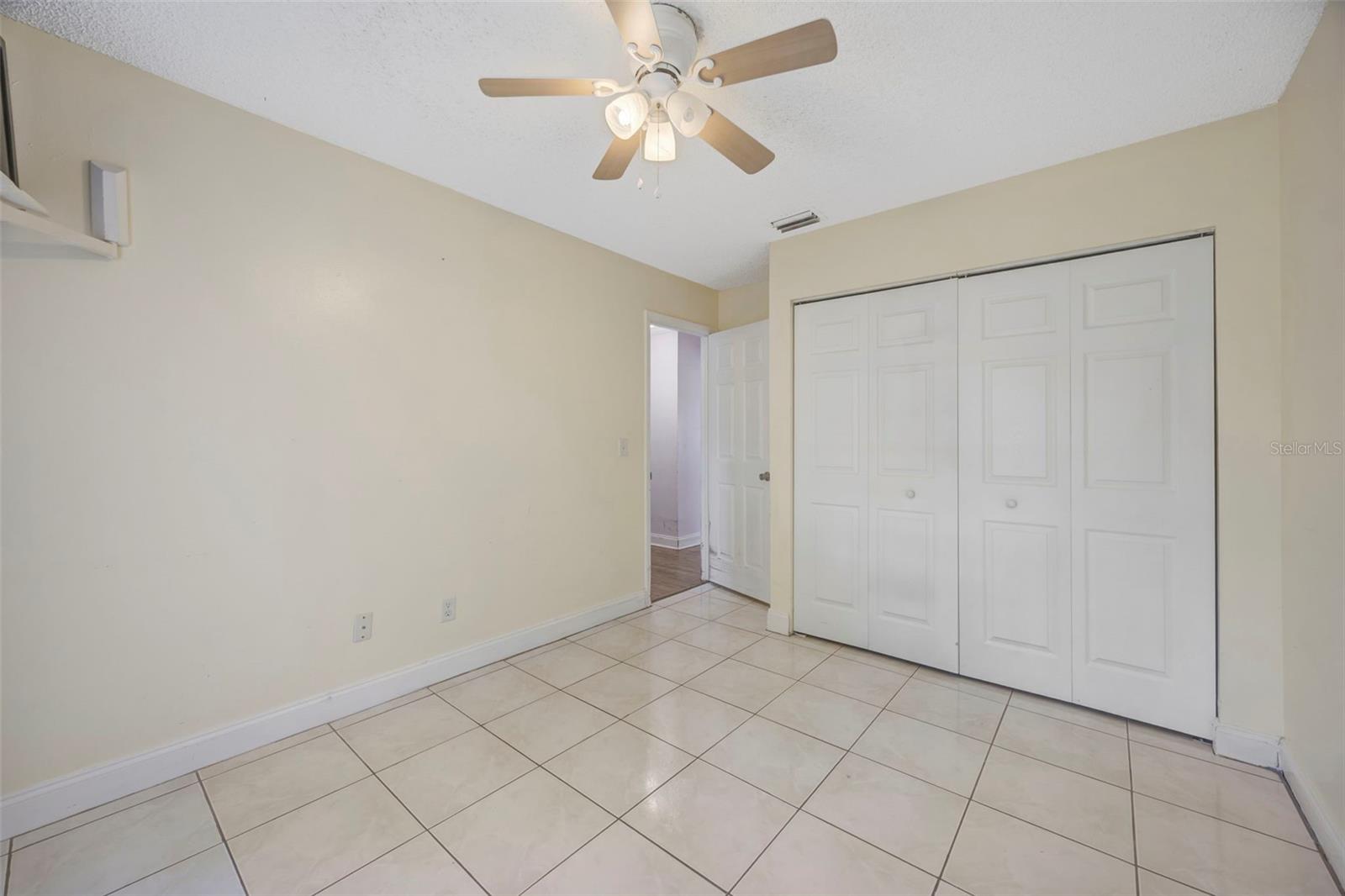COUNTRY PLACE WEST UNIT II - Residential