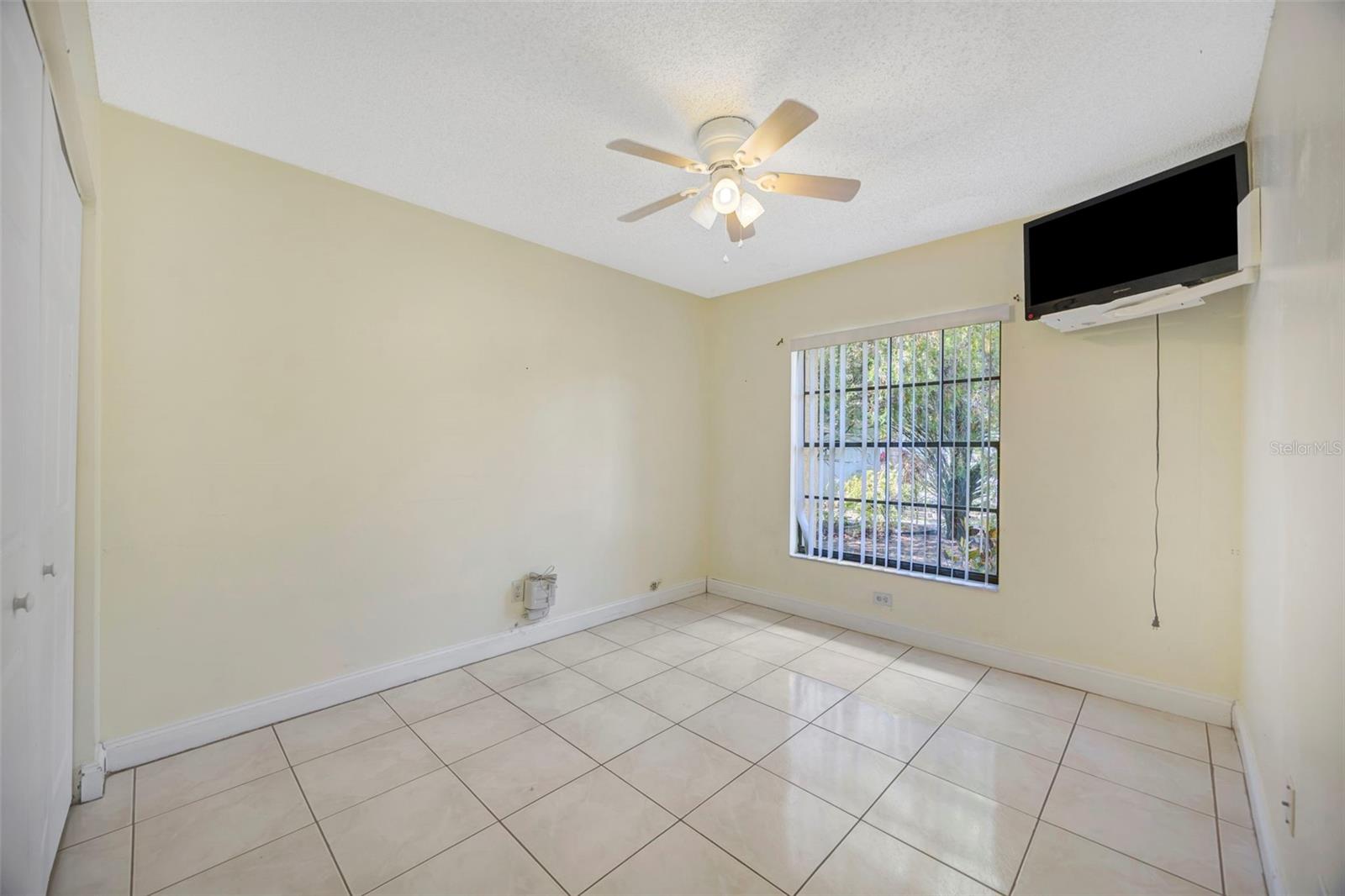 COUNTRY PLACE WEST UNIT II - Residential