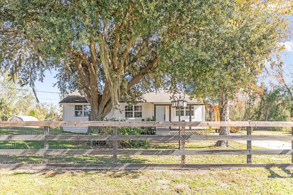 Photo of 3628 Foxwood Boulevard, Wesley Chapel, FL 33543 (MLS # TB8468185)