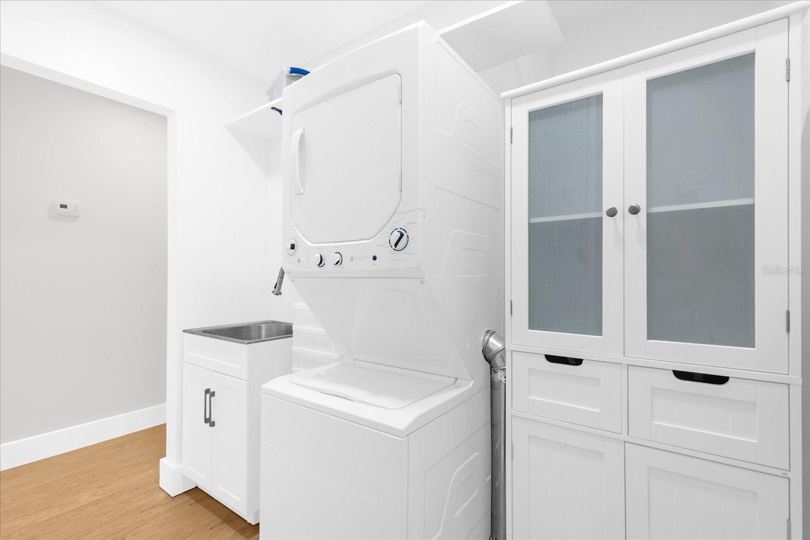 FOX RIDGE - Residential