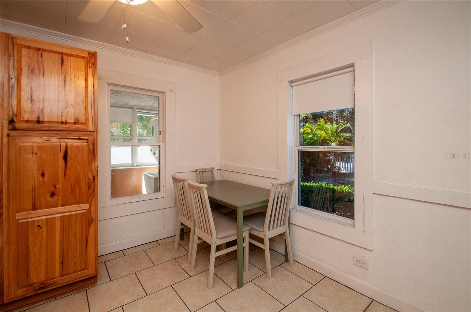 OAKLAND SUB 2 - Residential Lease
