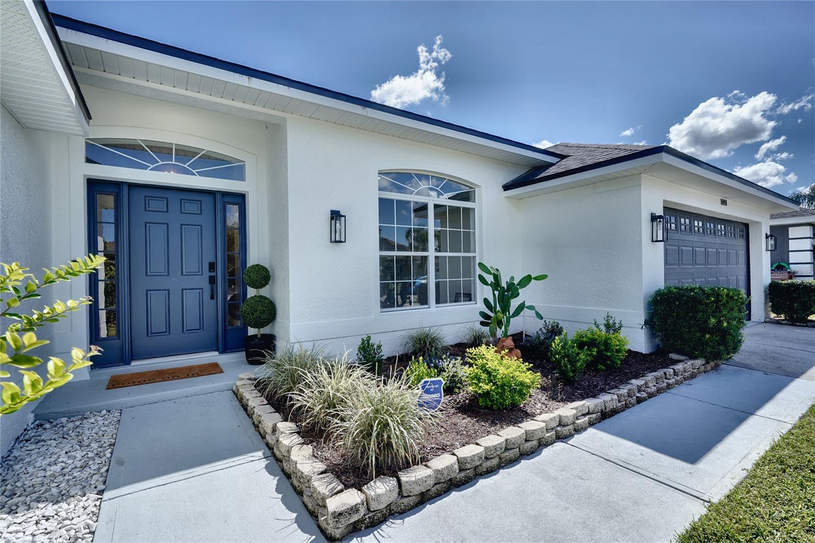 3025 SANDSTONE DRIVE