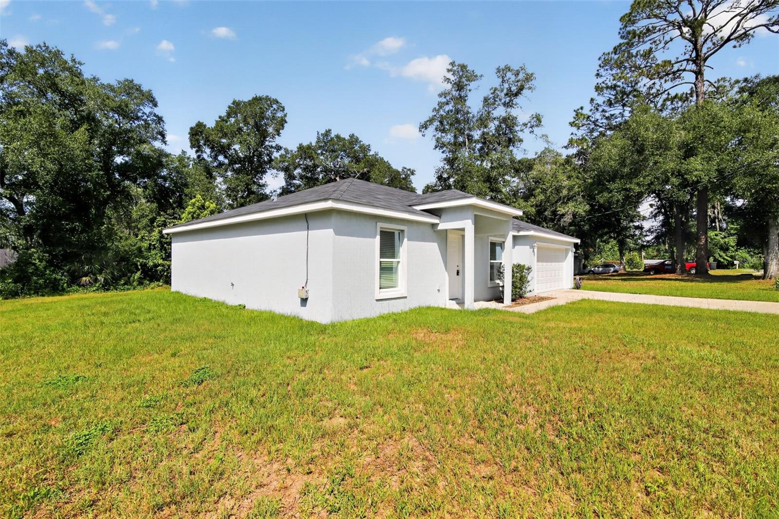 16 SPRING LOOP COURT