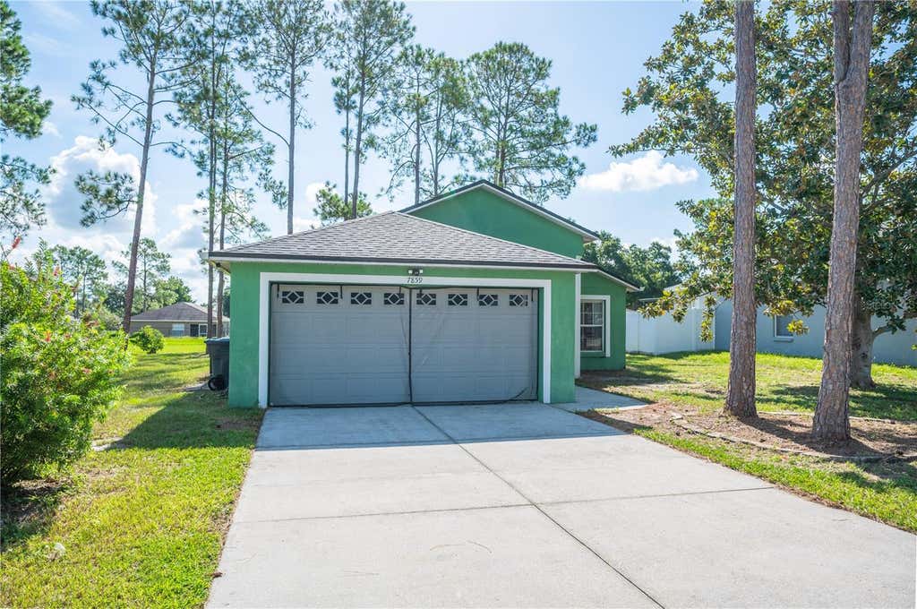 Photo of 7859 Sugar Pine Boulevard, Lakeland, FL 33810 (MLS # L4964624)