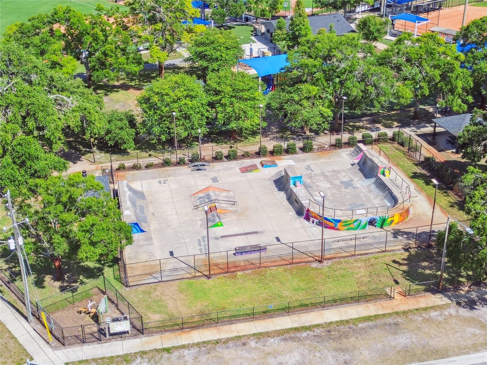 SOUTH GREEN SPGS REP OF BLKS 3 4 28 29 30 31 32 - Residential